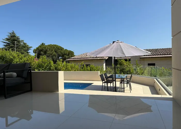 Orman Evi Panoramic Montain