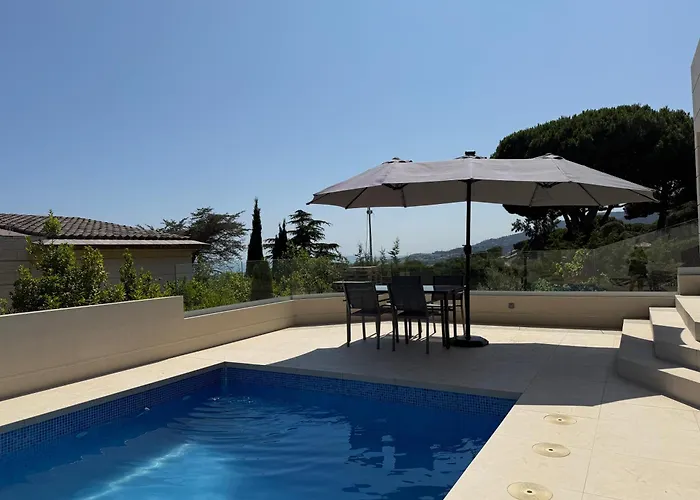 Panoramic Montain Lodge *